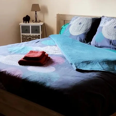 Les Pieds Dans L'eau * Borgo (Corsica)